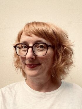 Autorenbild von: "Corinna Pourian"